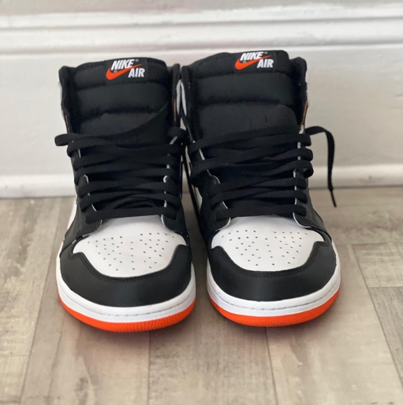 Nike Air Jordan Men's Black and Orange Sneakers - Picture 4 of 5
